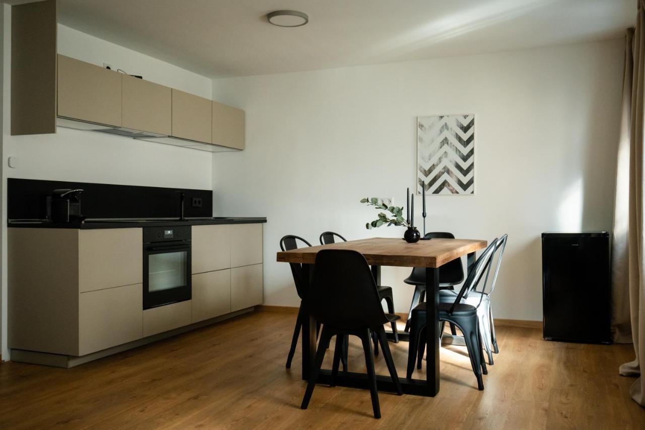 Oldtown Studio Apartment With 2 Bathrooms Dusseldorf Exterior photo